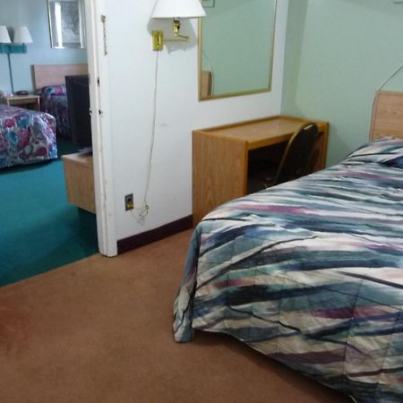 Budget Inn باتافيا المظهر الخارجي الصورة